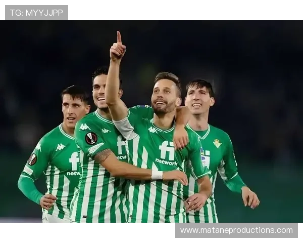 加维获评西甲赛季最佳潜力新星，表现稳健备受期待