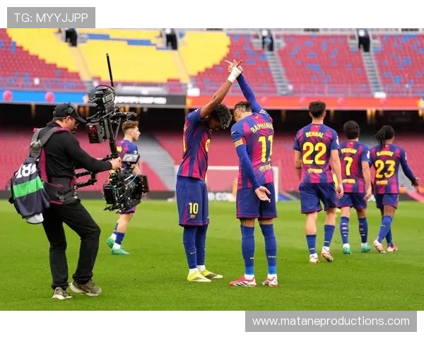 阿利松:2019对巴萨4-0逆转战中的稳定零封守护 阿利松:2019对巴萨4-0逆转战中的稳定零封守护