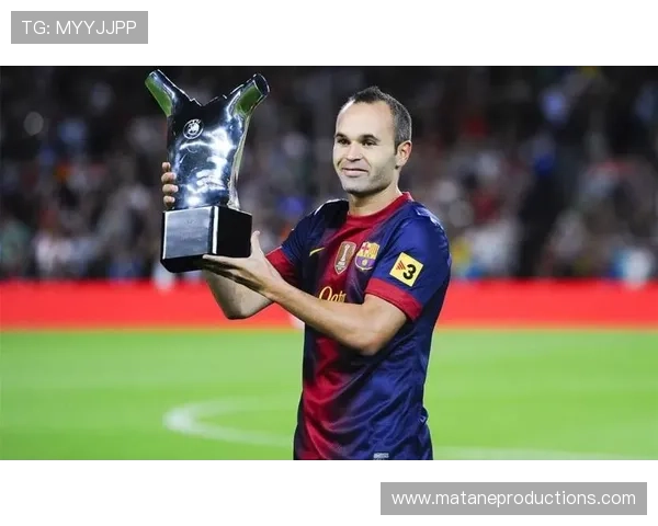 福登 vs 伊涅斯塔:小技术运用与中场控制力对比 福登 vs 伊涅斯塔:小技术运用与中场控制力对比