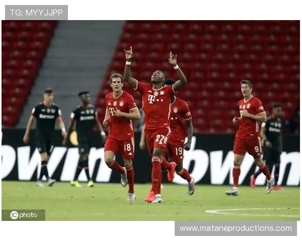 拜仁防线问题持续暴露,对争冠形势产生影响,稳定性面临考验 拜仁防线问题持续暴露,对争冠形势产生影响,稳定性面临考验